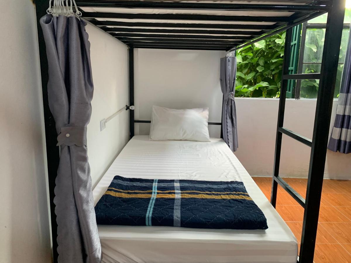 Vang Vieng Lily Backpackers Hostel エクステリア 写真
