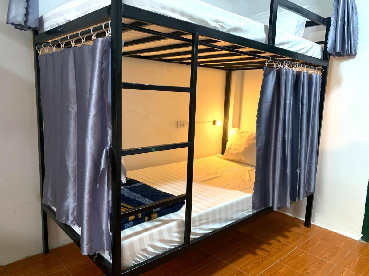 Vang Vieng Lily Backpackers Hostel エクステリア 写真