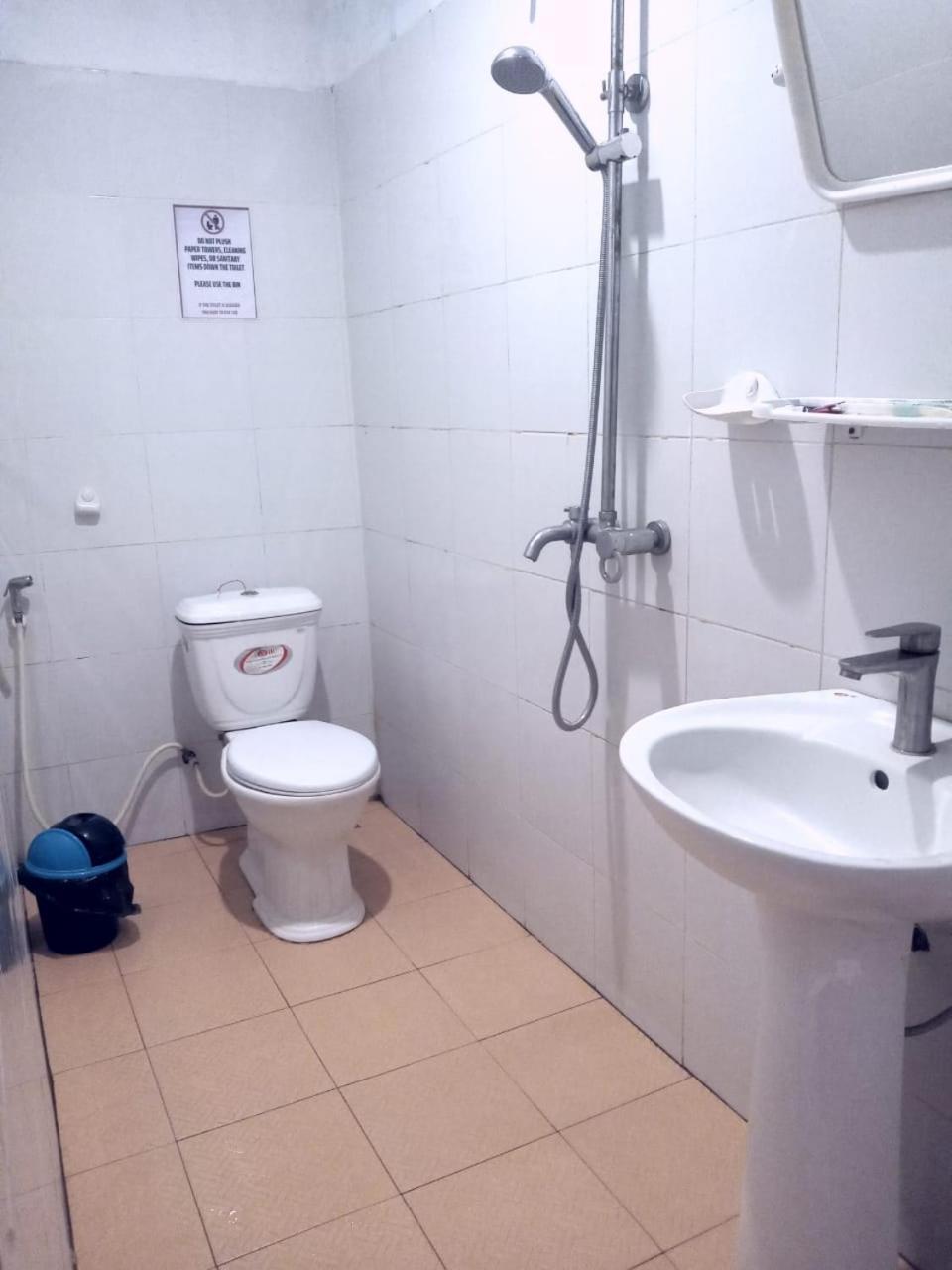 Vang Vieng Lily Backpackers Hostel エクステリア 写真